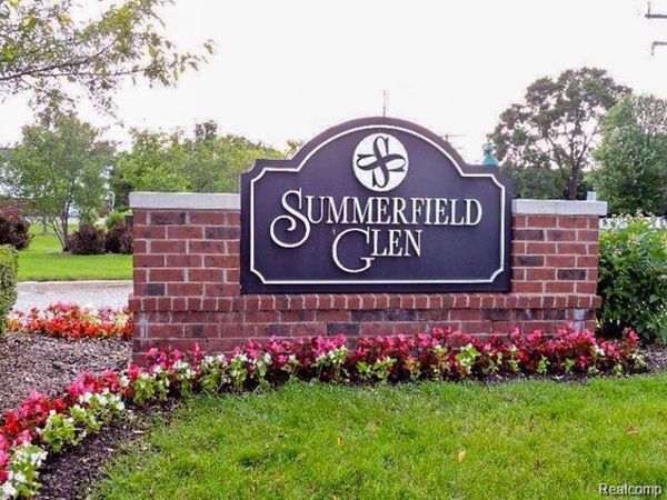 1074 W Summerfield Glen Circle , Scio Township, Mi 48103