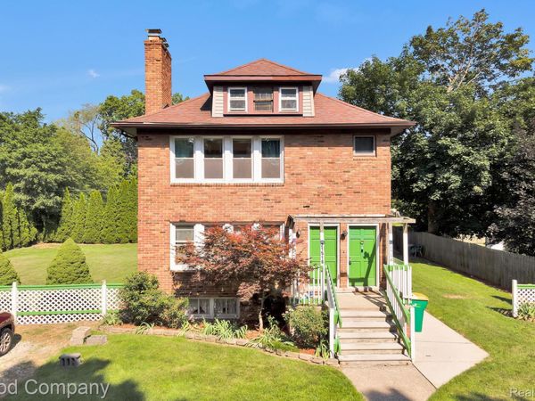 21516 Oxford Avenue , Farmington Hills, Mi 48336