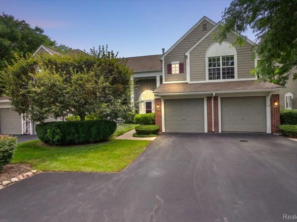 1918 Eagle Pointe , Bloomfield Hills, Mi 48304