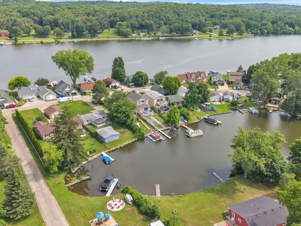 8963 Tackles Drive , White Lake Township, Mi 48386