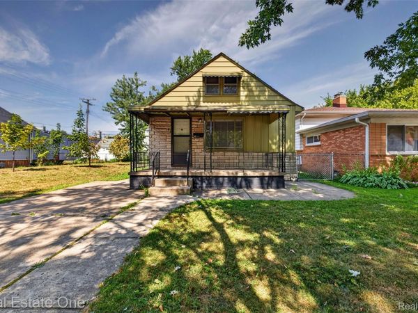 41 E Maxlow Avenue, Hazel Park, Mi 48030