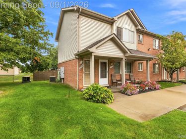 21096 Flora Street, Roseville, Mi 48066