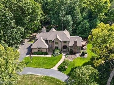 561 Valley Drive , Milford Township, Mi 48381