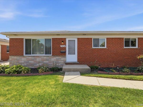 14706 Murthum Avenue , Warren, Mi 48088