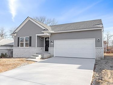 8248 HUGH Street , Westland, Mi 48185