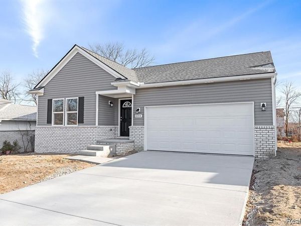 8248 HUGH Street , Westland, Mi 48185