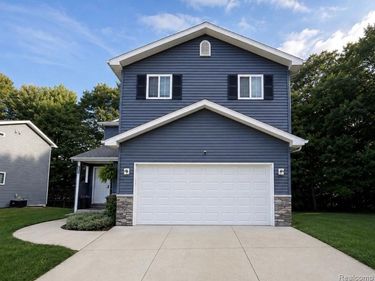 6555 Skylar Lane, Waterford Township, Mi 48327