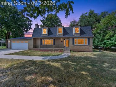 2499 Horseshoe Drive, West Bloomfield Township, Mi 48322