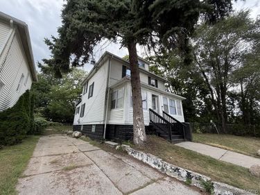 127 Jones Street, Mt Clemens, Mi 48043