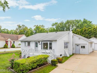 4470 Bethune Court, West Bloomfield Township, Mi 48323