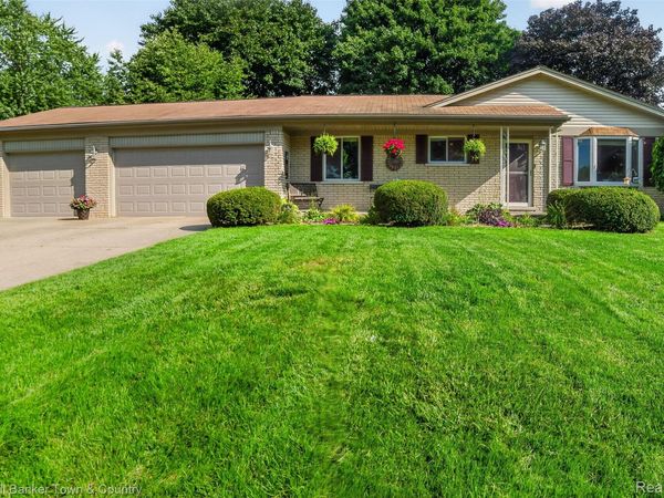 6282 Peach Drive, Independence Township, Mi 48346