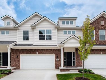 5 Grandview Circle , Unit 70, White Lake Township, Mi 48386