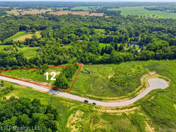 9551 Creekside Drive , Saline Township, Mi 48176