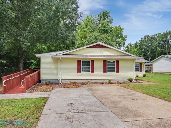 471 Richneck Road , Newport News, VA 23608