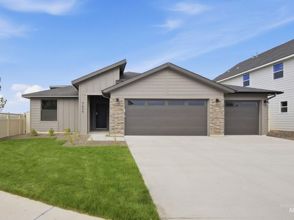 7434 W Newtown Dr, Eagle, ID 83616