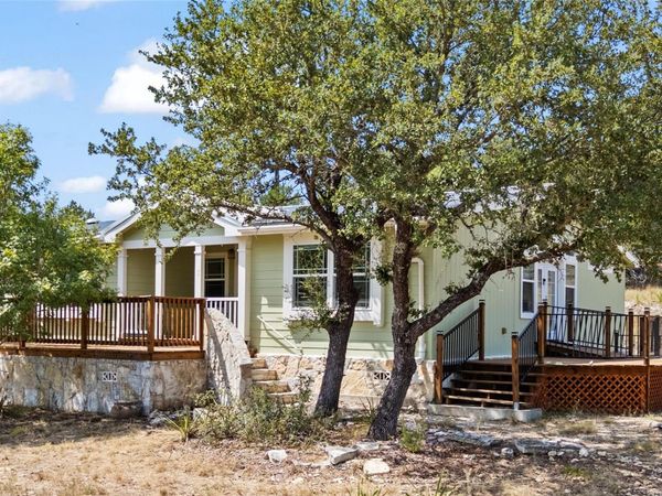 601 Lost Valley RD, Dripping Springs, TX 78620