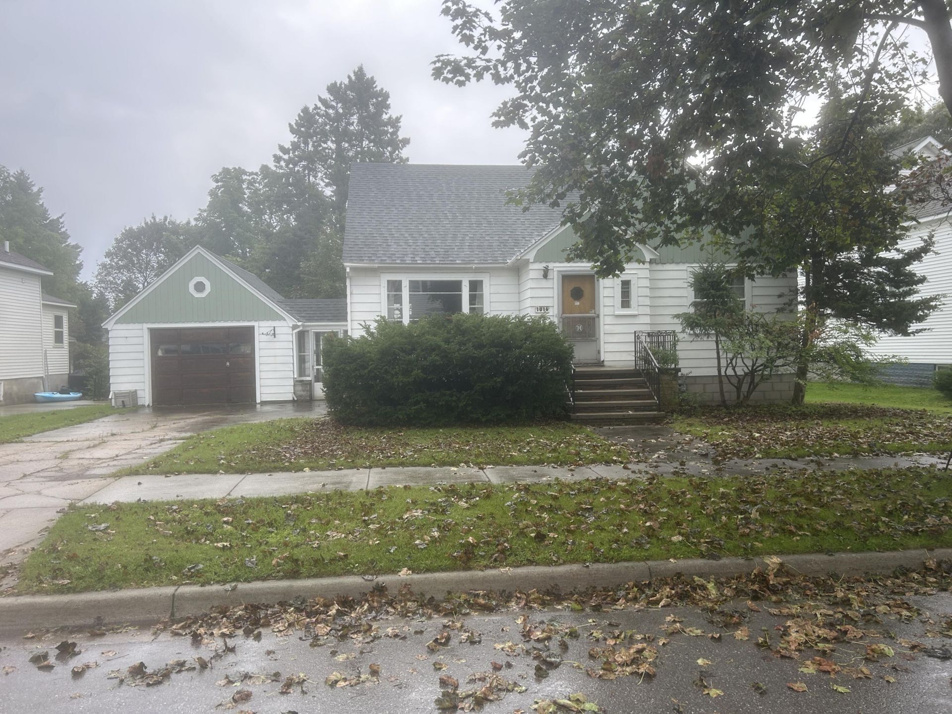 1016 South First Avenue, Alpena, MI 49707 Main Photo