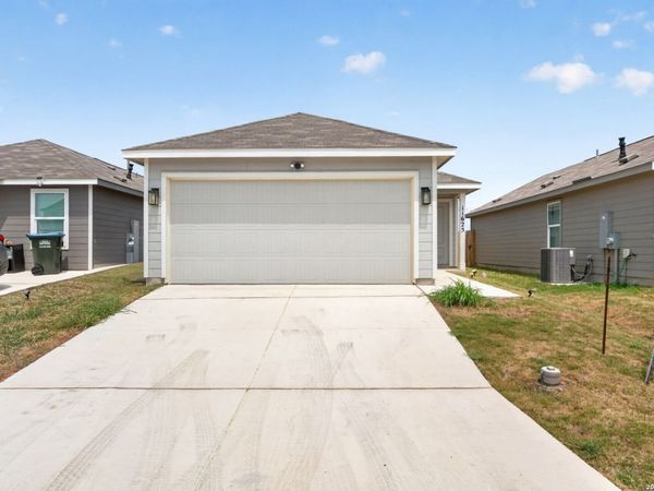 11625 Dog Rose, Converse, TX 78109