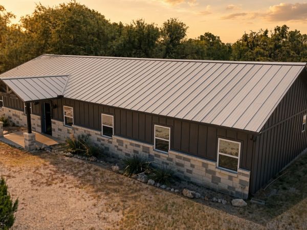 101 LIBERTY BELL LN, Fischer, TX 78623
