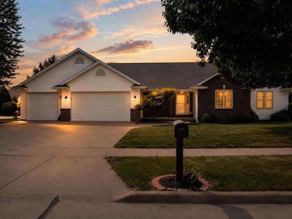 4801 N BENVIEW COURT, Appleton, WI 54913
