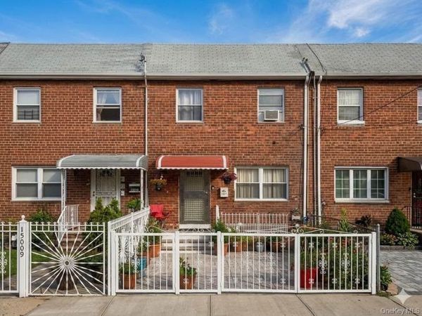 15011 Arlington Terrace , Jamaica, NY 11433