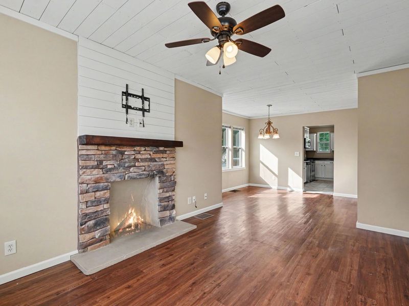 107 E 3rd Street, Silver Grove, KY 41085 Photo 4