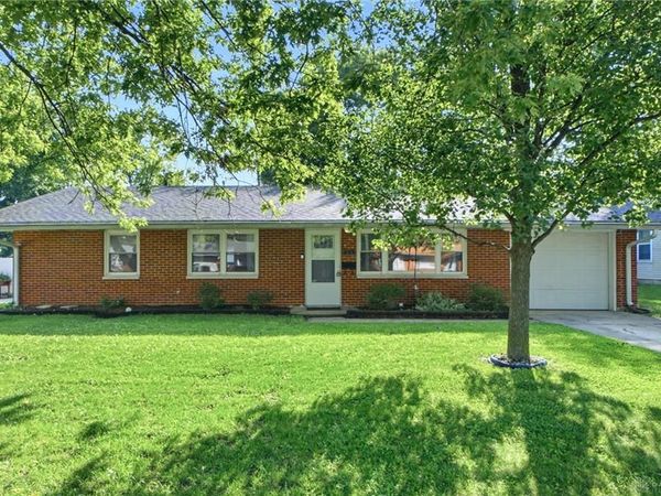 311 Lang Court, Englewood, OH 45322