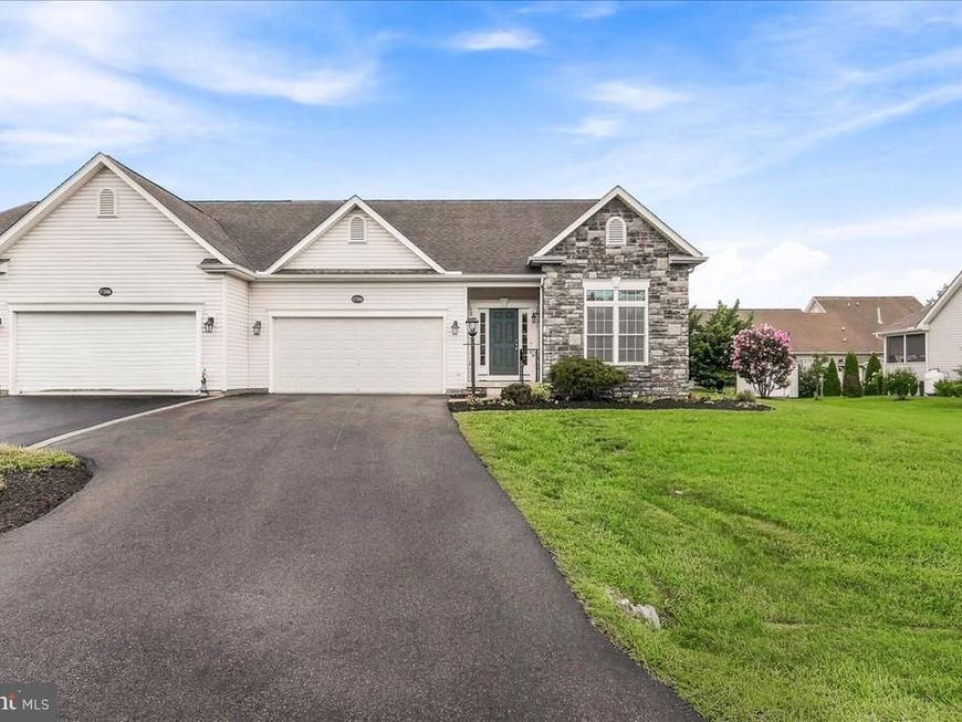 17988 Constitution Circle, Hagerstown, MD 21740 Main Photo