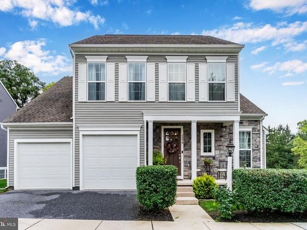 3279 LONGVIEW ROAD, MECHANICSBURG, PA 17055