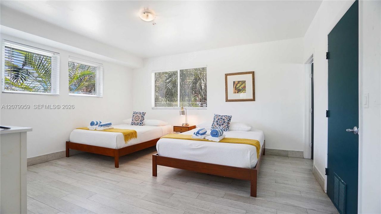 1321 15th, Miami Beach, FL 33139 Photo