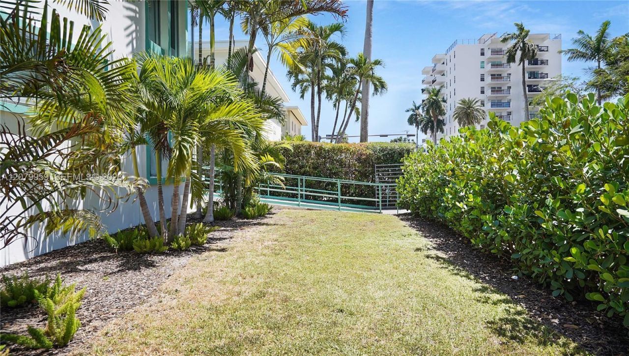 1321 15th, Miami Beach, FL 33139 Photo