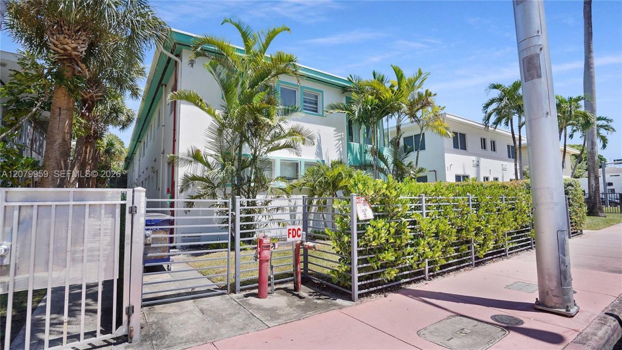 1321 15th, Miami Beach, FL 33139 Photo