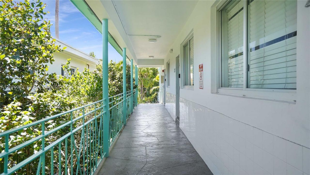 1321 15th, Miami Beach, FL 33139 Photo