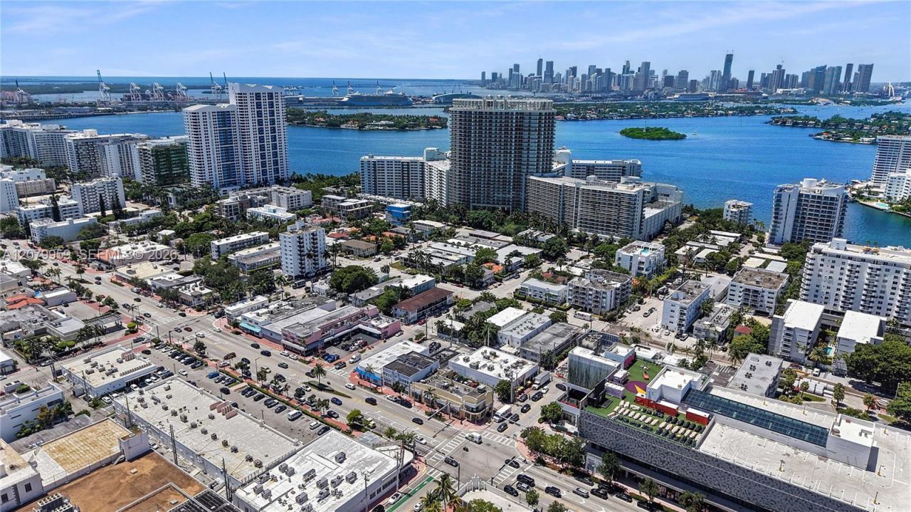1321 15th, Miami Beach, FL 33139 Photo