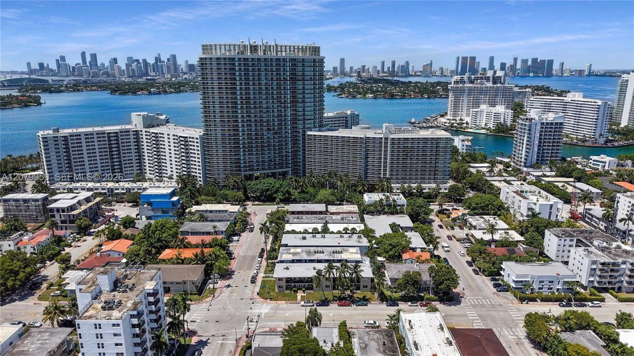 1321 15th, Miami Beach, FL 33139 Photo