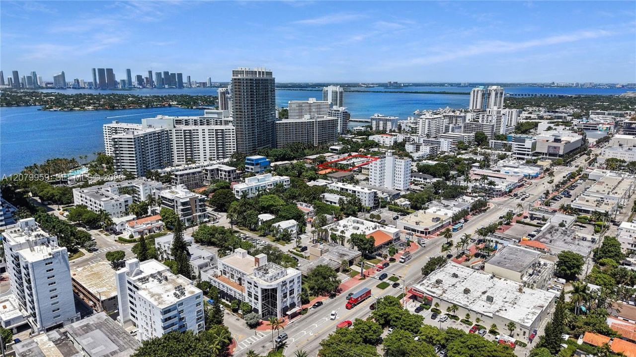 1321 15th, Miami Beach, FL 33139 Photo