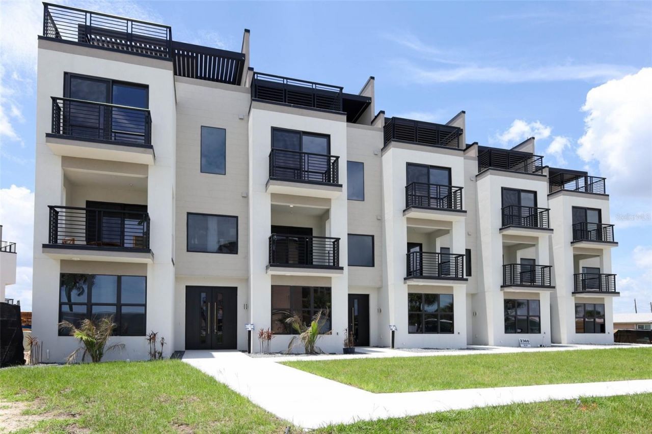 2360 Ocean Shore Boulevard, Unit 14, Ormond Beach, FL 32176 Main Photo