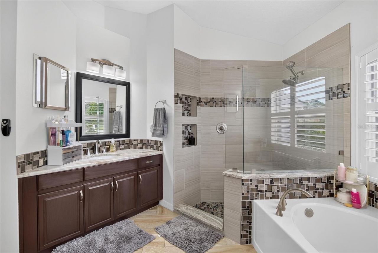 12935 Raysbrook Drive, Riverview, FL 33569 Photo