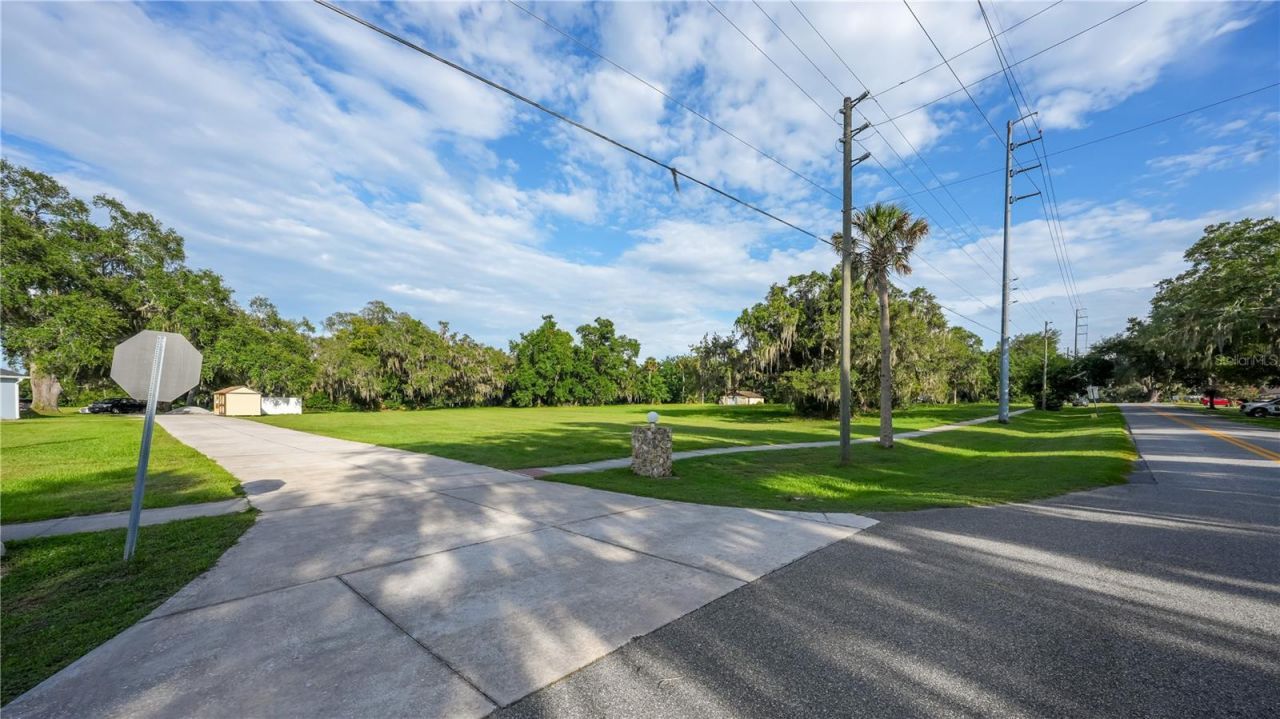 1925 County Road 19a, Eustis, FL 32726 Photo