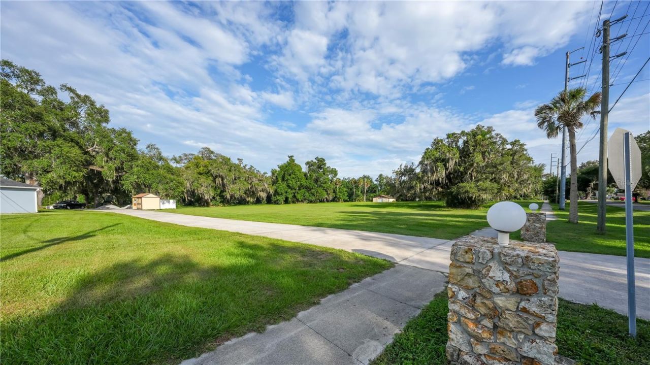1925 County Road 19a, Eustis, FL 32726 Photo