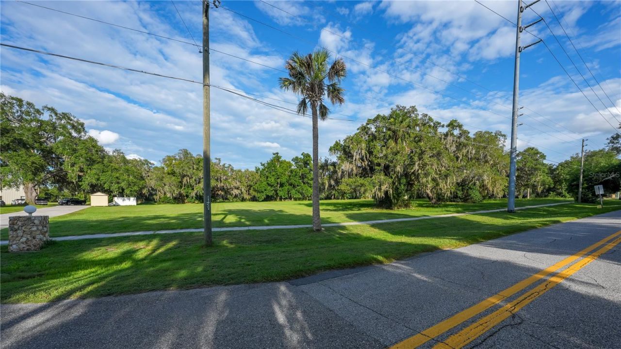 1925 County Road 19a, Eustis, FL 32726 Photo