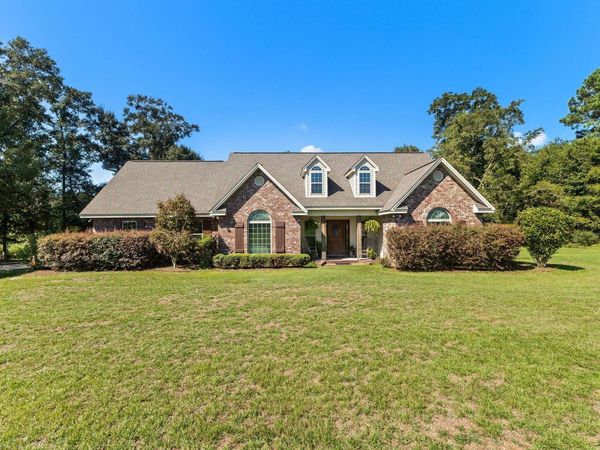 267 Mcdonald Chapel Rd., Collins, MS 39428