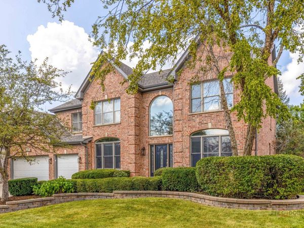 818 W Lukas Avenue, Palatine, IL 60067