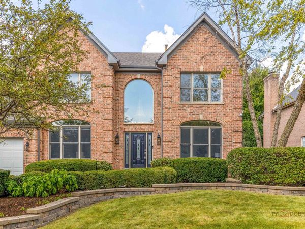 818 W Lukas Avenue, Palatine, IL 60067