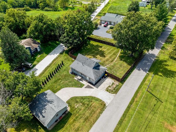 627 Graham Street , Dexter, IA 50070