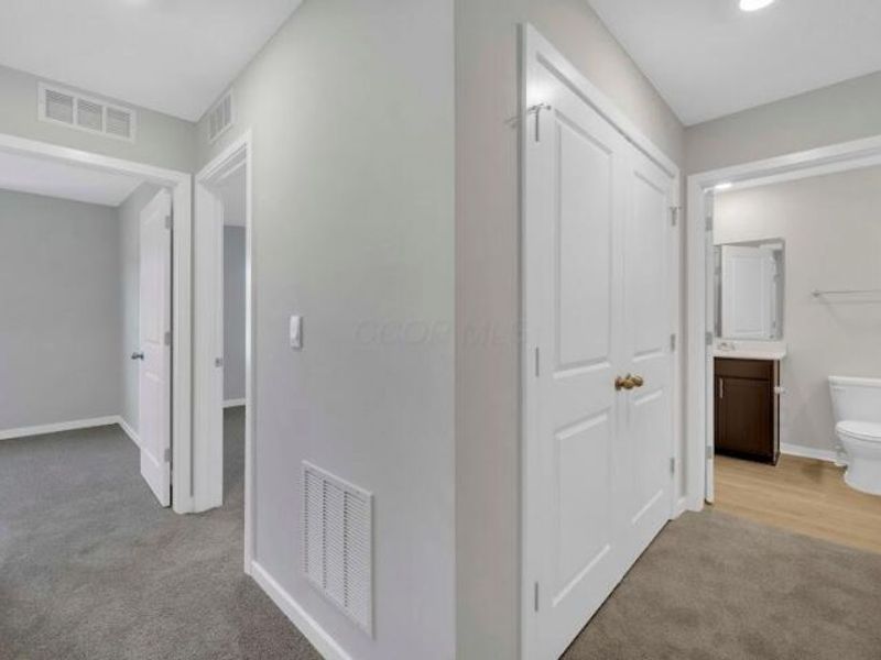 6382 Ripken Street , Columbus, OH 43228 Photo 25