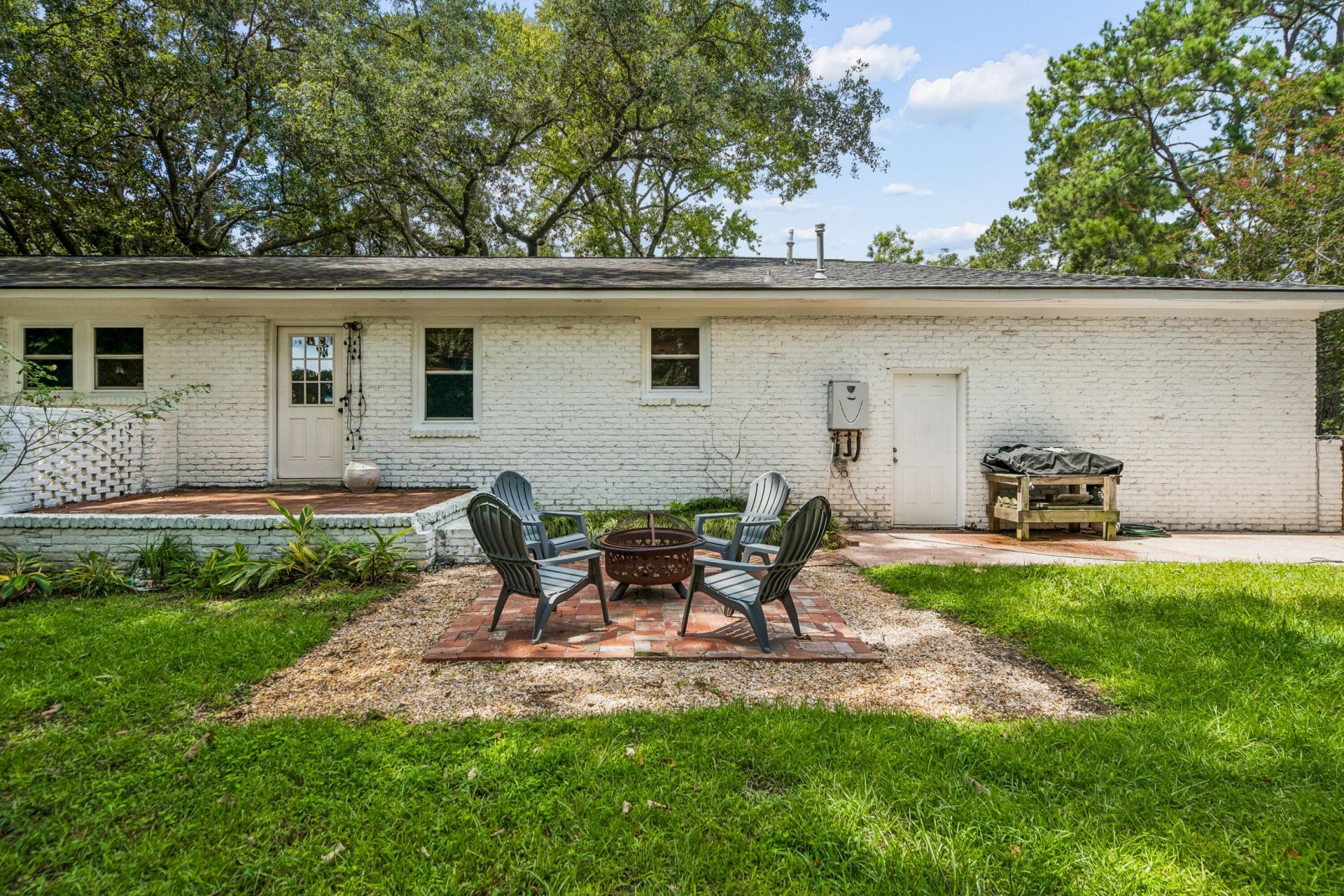 1421 Tara Road Photo 32