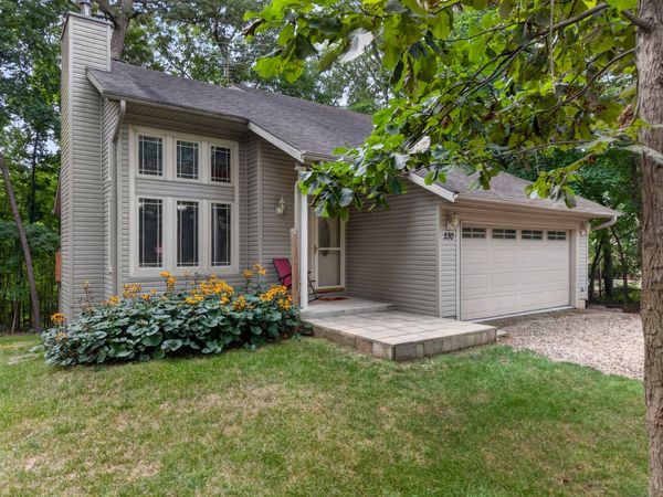 230 Winter Haven Drive , Varna, IL 61375
