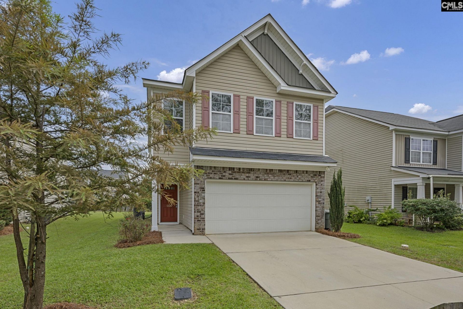 1328 Poinsett Loop  Photo 4