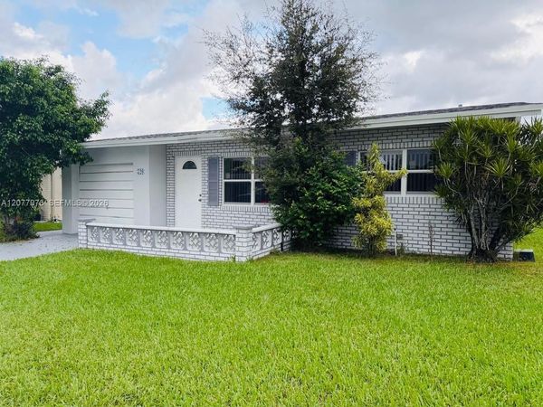 720 NW 74th Way , Margate, FL 33063